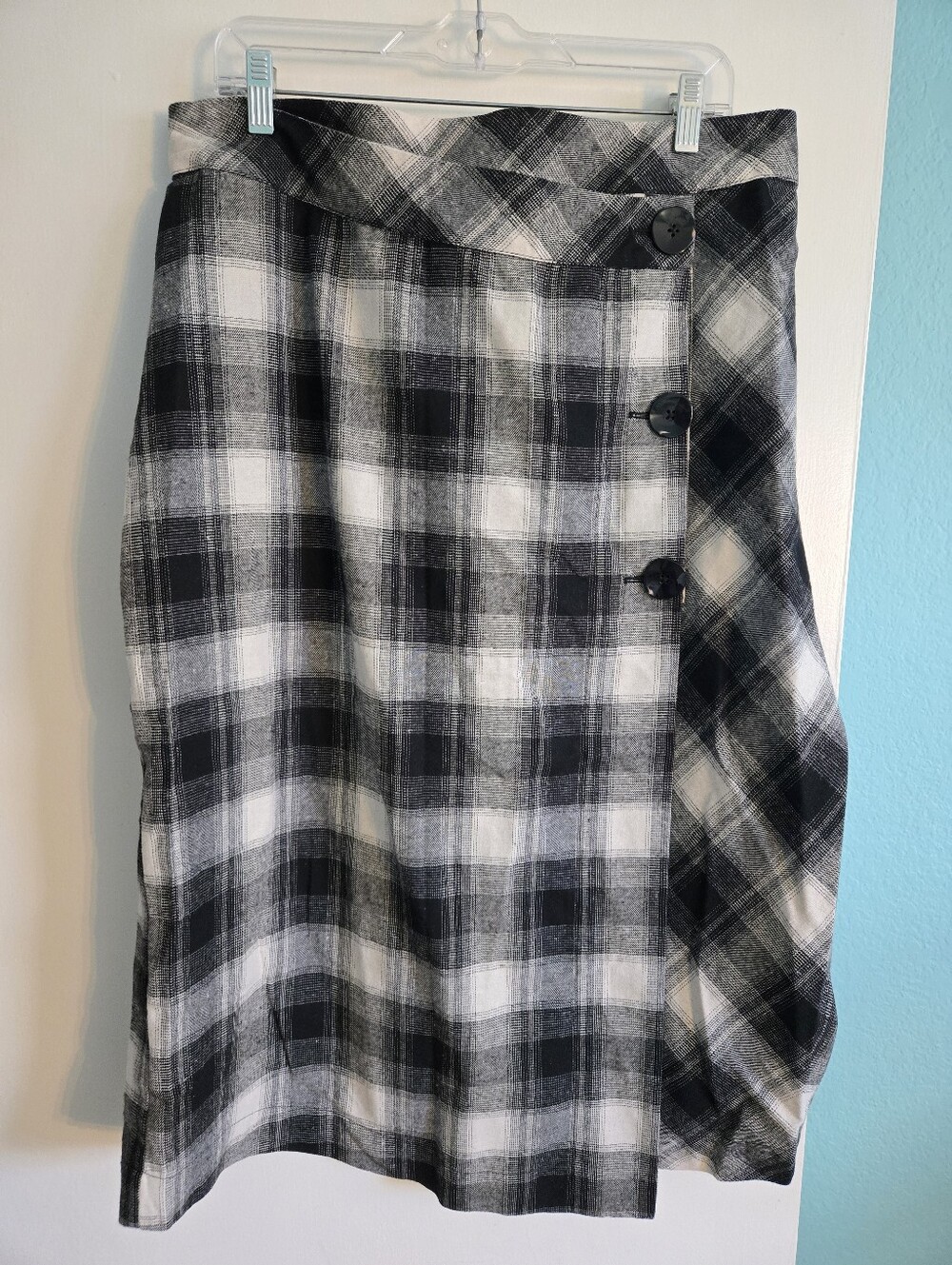 Soncy Black & White Plaid Button A-Line Skirt 1